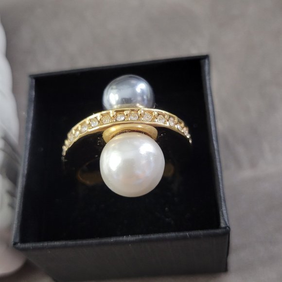 Ring Modernist Faux Pearls Luster Grey and White SIZE 9 IMPRESSIVE DESIGN RARE - Picture 9 of 10